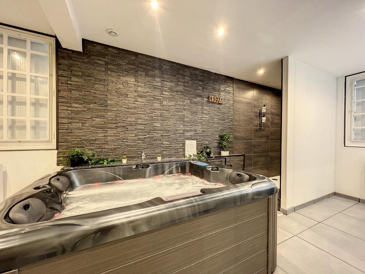 Dream Loft Jacuzzi - Sauna Brest Exteriér fotografie